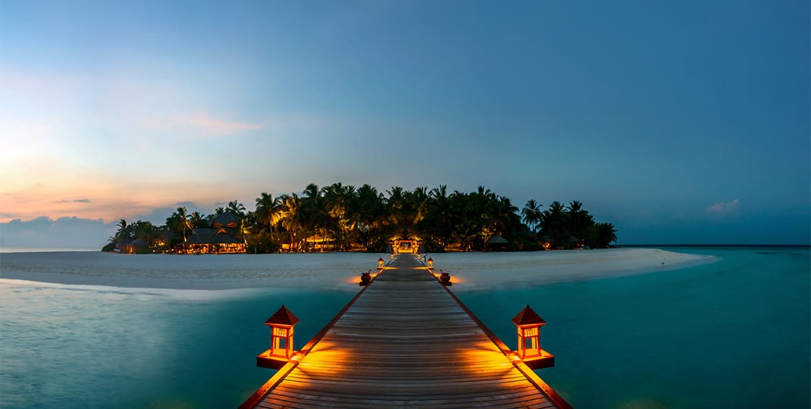 Banyan Tree Vabbinfaru Maldives Resort - arenatours.com