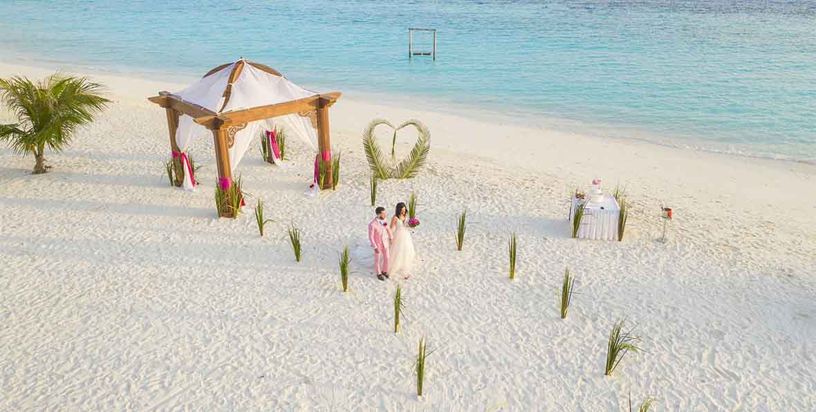 Kihaa Maldives Resort Wedding - arenatours.com