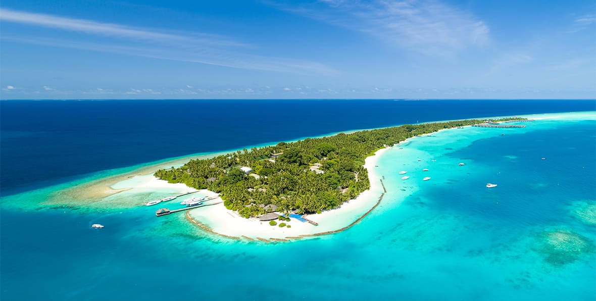 Kuramathi Island Resort Maldives - arenatours.com