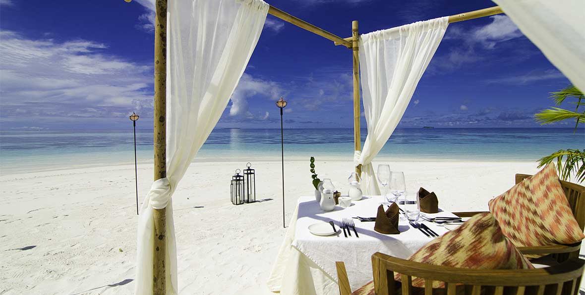 Mirihi Island Resort Maldives - arenatours.com