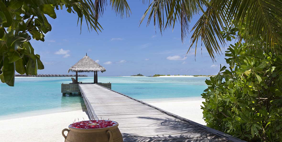 Naladhu Private Island Maldives - arenatours.com