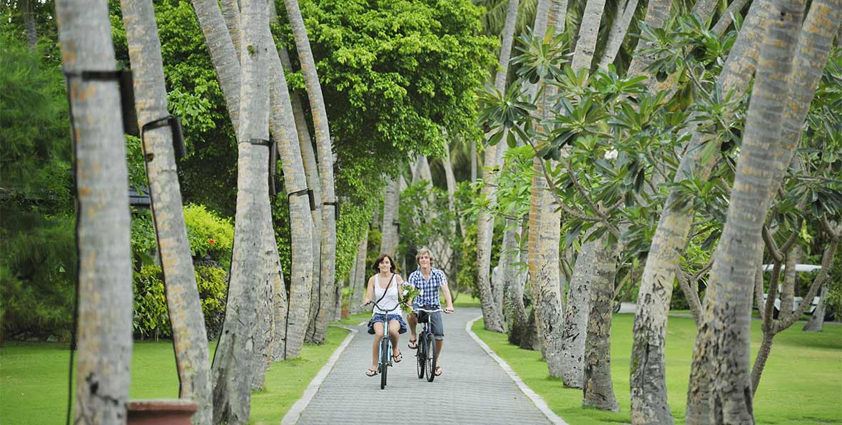 paseo en bicicleta por el Sun Island Resort & Spa