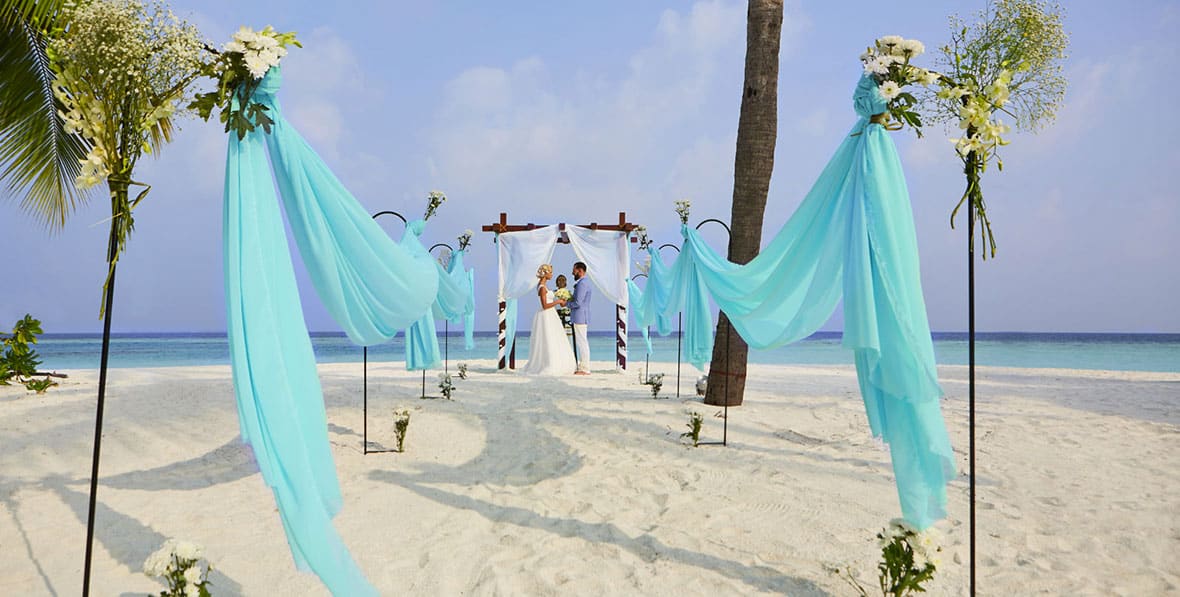 Hurawalhi Wedding X - arenatours.com