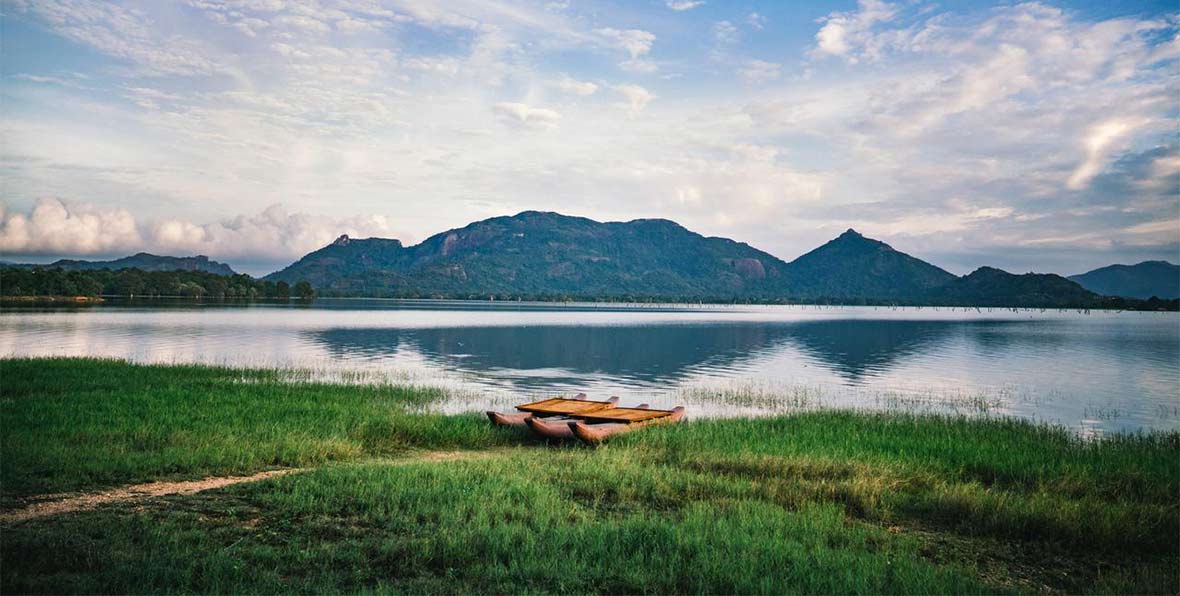 Amayal Lake Dambulla - arenatours.com