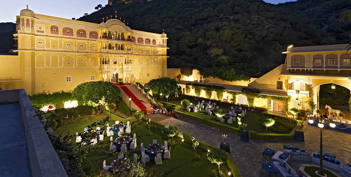 Samode Haveli Jaipur - arenatours.com