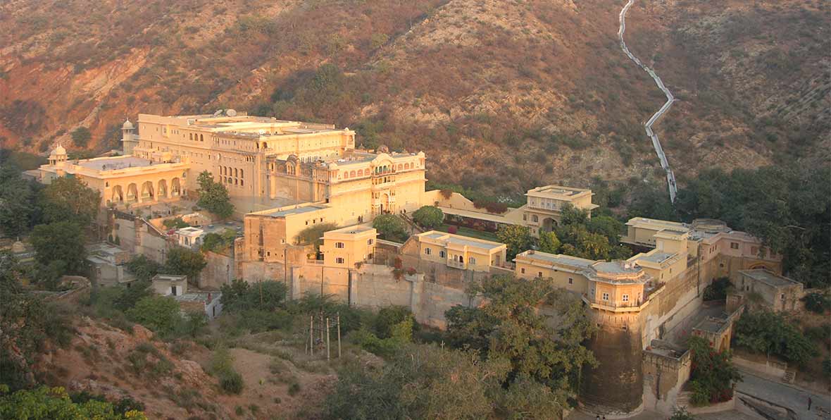 Samode Haveli Jaipur - arenatours.com