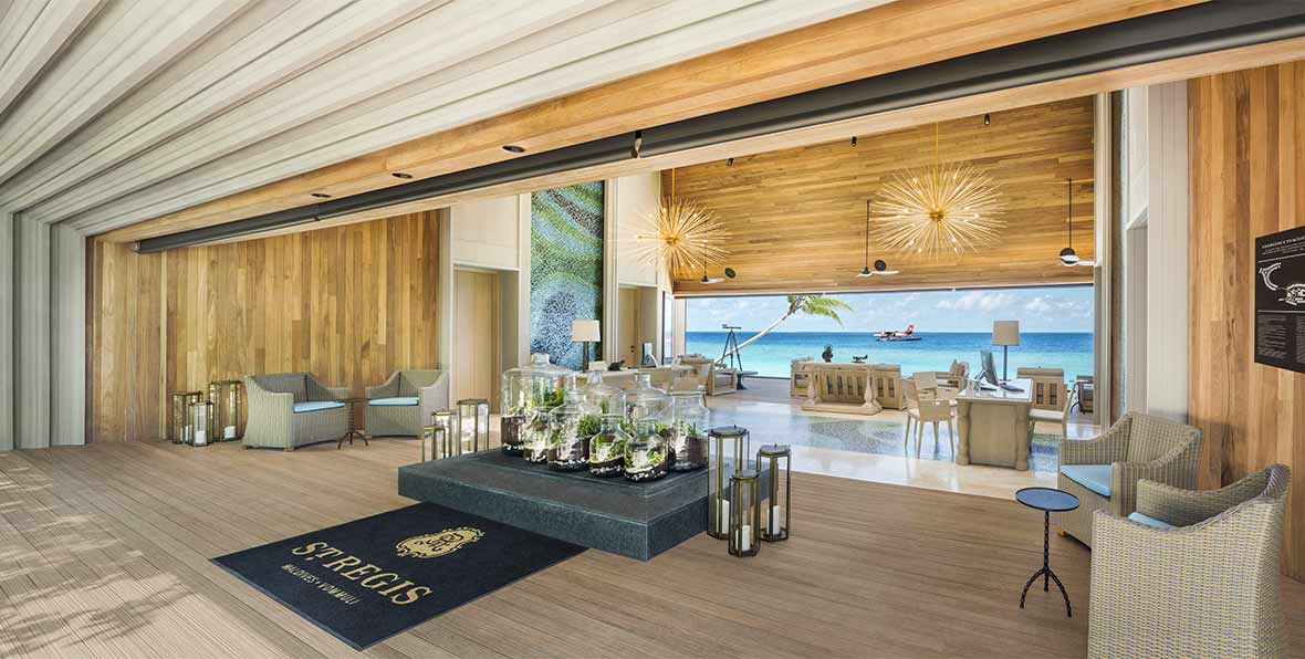 The St Regis Maldives Vommuli Resort - arenatours.com