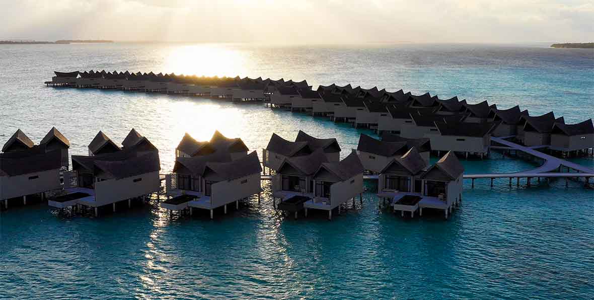 water villas Mövenpick Maldives