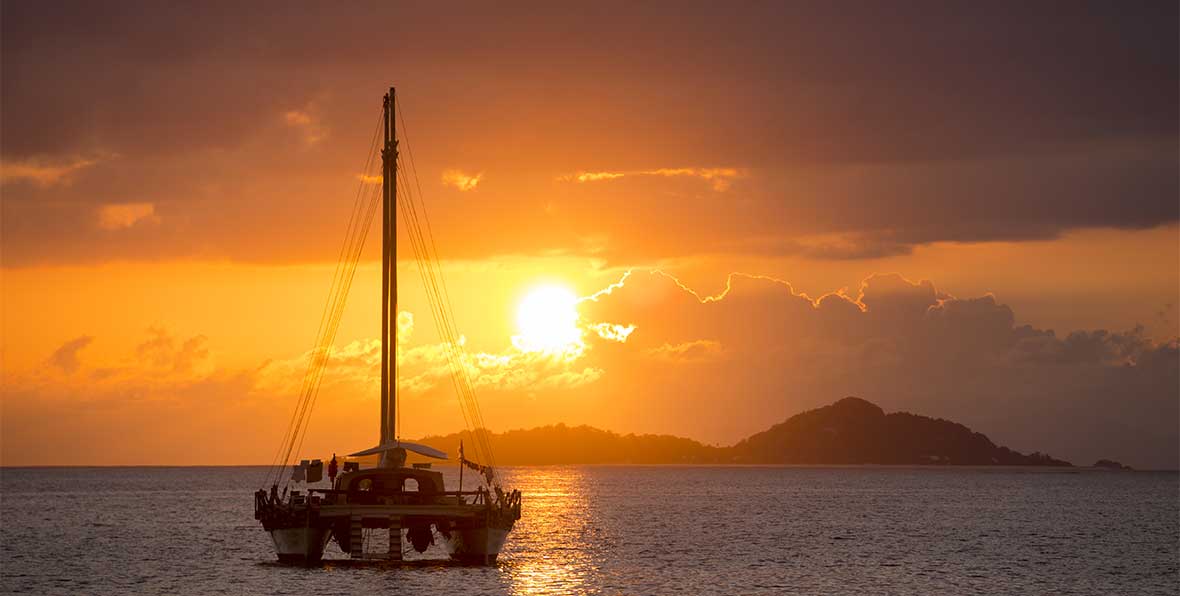 Indian Ocean Lodge Seychelles Resort - arenatours.com