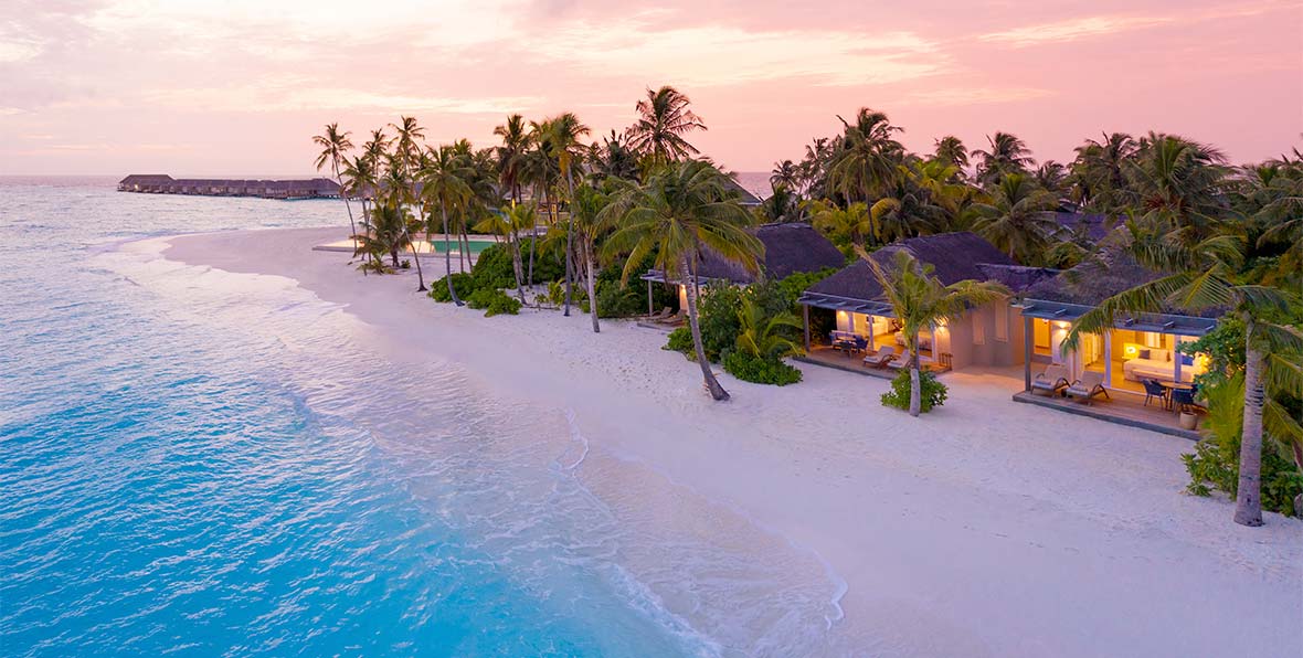 Baglioni Resort Maldives al atardecer