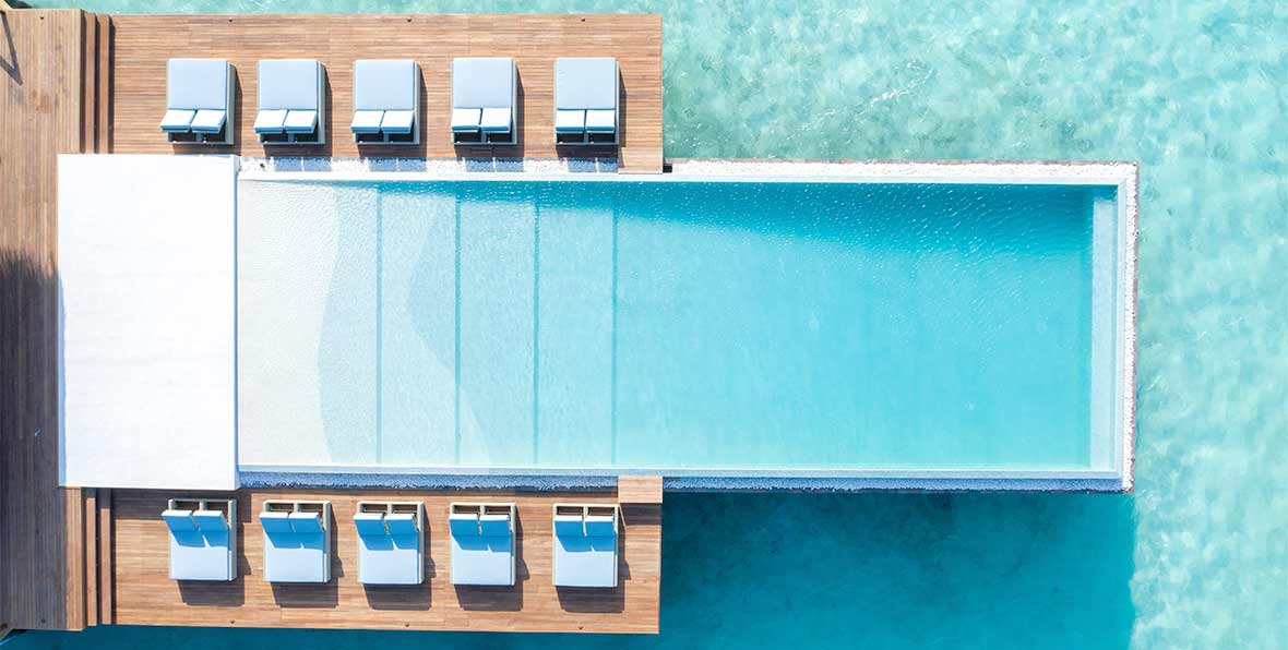 Heritance Aarah Maldives: over water pool