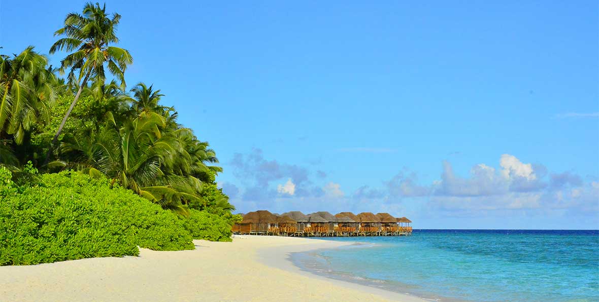 playa y water villas de Fihalhohi Island Resort