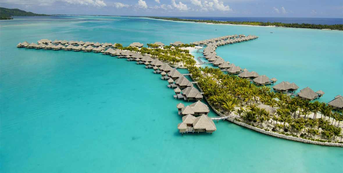 vista aerea de St. Regis Bora Bora Resort