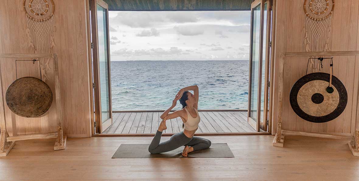 Kagi Maldives Spa Island Yoga - arenastours.com -