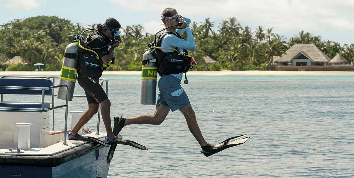 Nova Maldives Resort Diving - arenatours.com