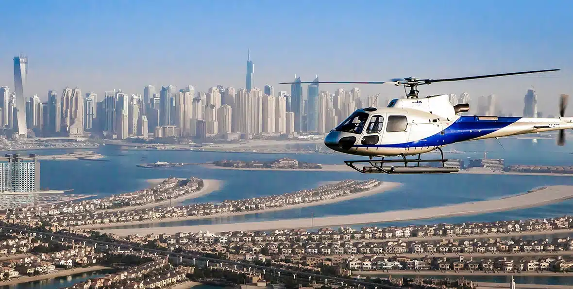 Luna Demiel Dubai Excursion Helicoptero - arenatours.com