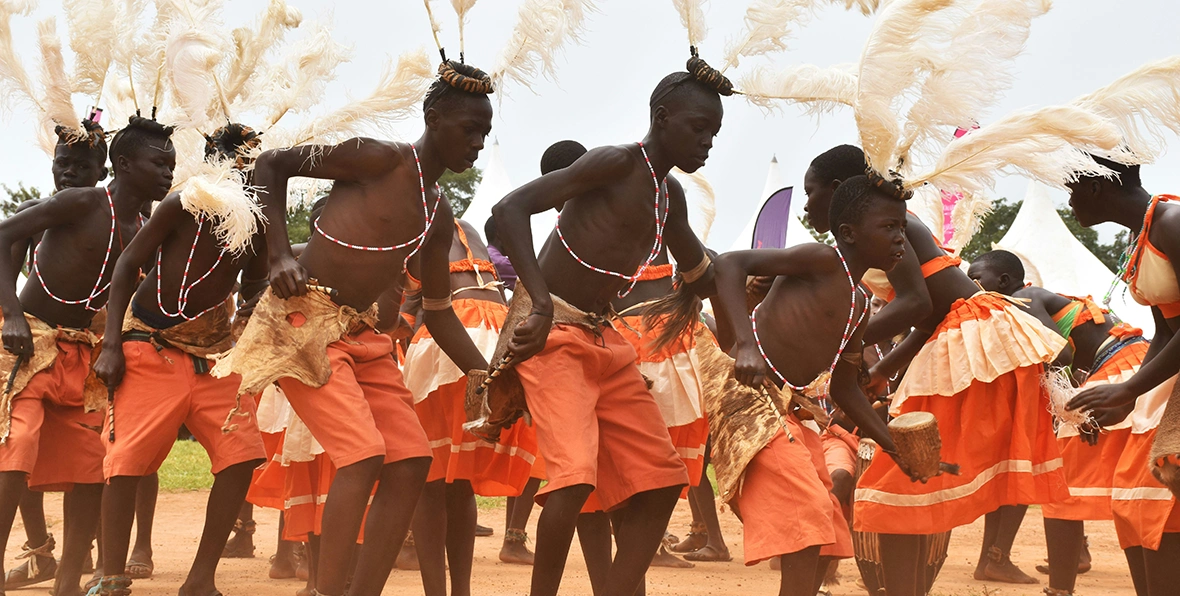 Visitar uma comunidade Batwa