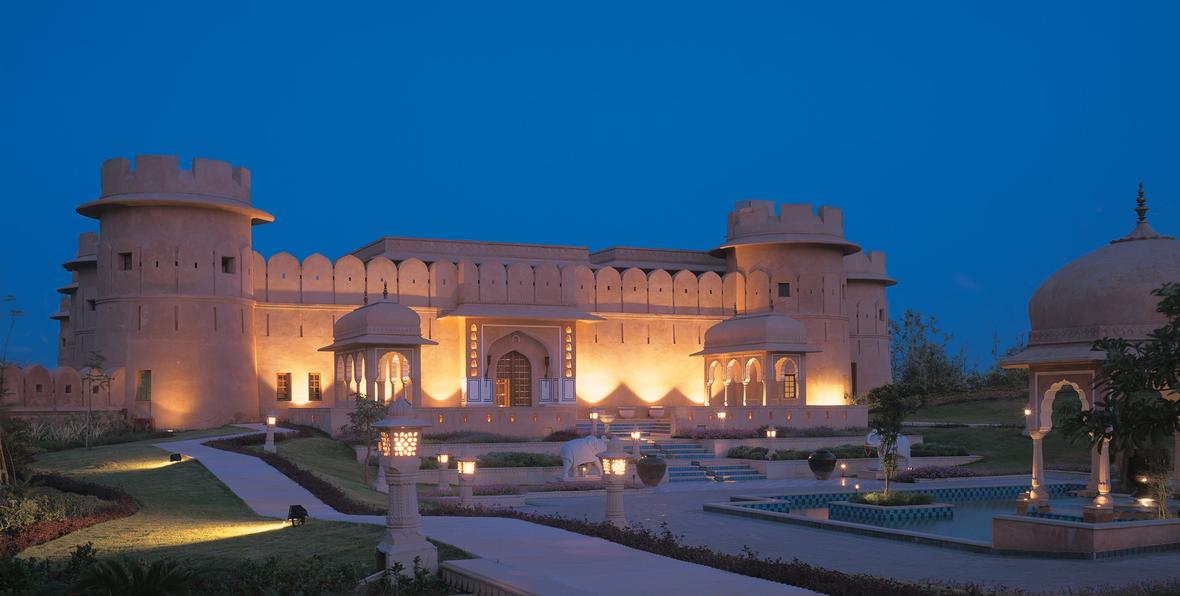 Oberoi Rajvilas Jaipur - arenatours.com