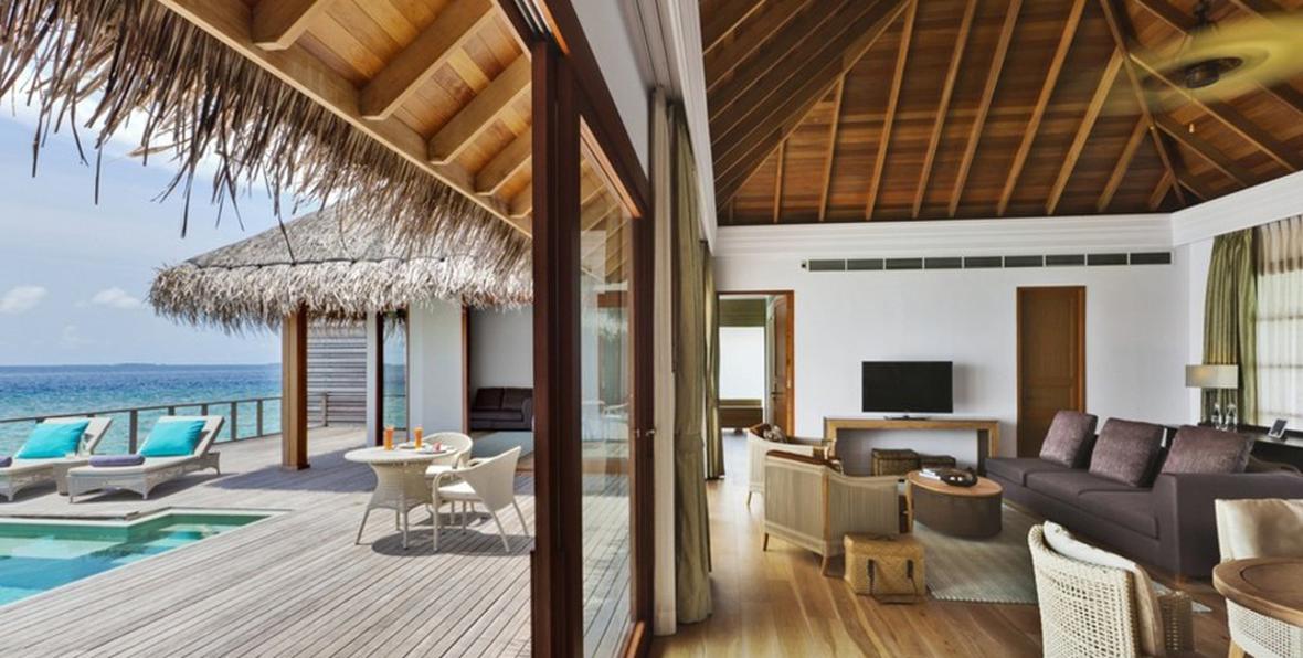 Dusit Thani Maldives room