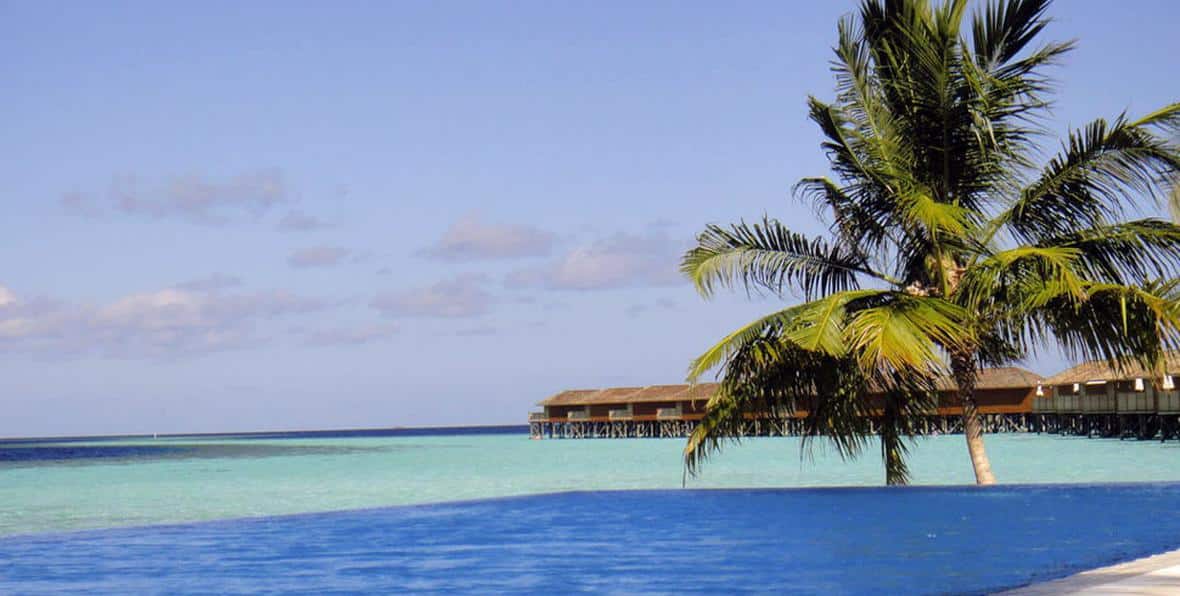 Vilamendhoo Island Resort - arenatours.com